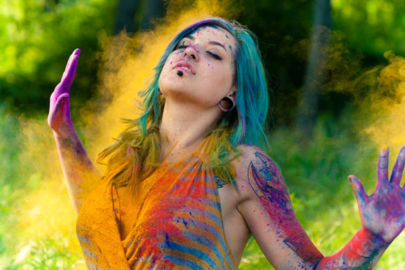 Rang Barse! Skin & Hair Precautions For The Bheege Chunar Wali