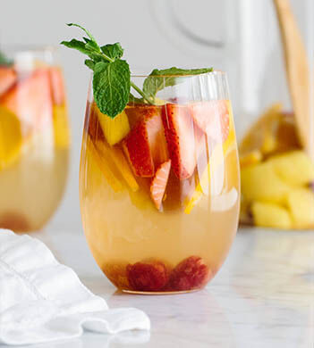 Mango Strawberry Mint - Sparkling Water Recipes To Add Sparkles To Your Summer - Living Style Bits