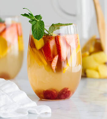 Mango Strawberry Mint - Sparkling Water Recipes To Add Sparkles To Your Summer - Living Style Bits