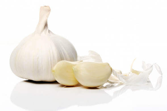 Garlic - Immunity Boosting Foods Items at Home - Living Style Bits